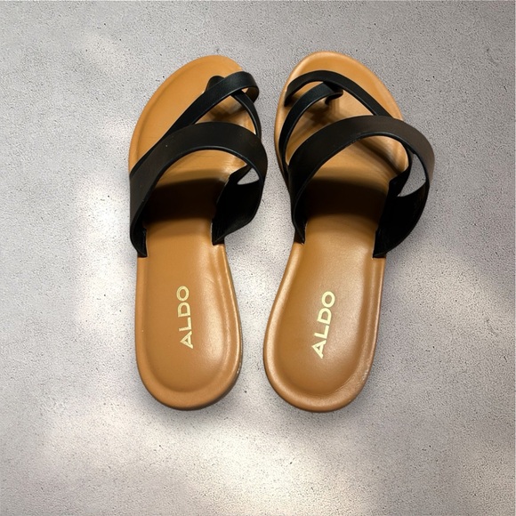 ALDO Black Toe Loop Sandals Women’s Size 7 Minimalist Office Siren 90s Style - Picture 3 of 6